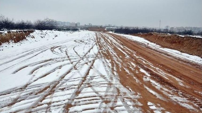 Bostanbaşı&rsquo;nda Bin 500 Metre İmar Yolu A&ccedil;ılıyor