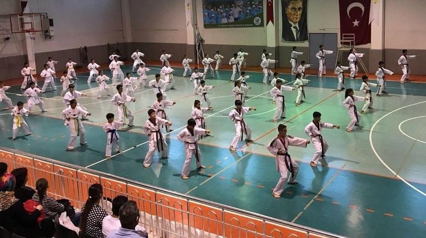 Saruhanlı&rsquo;da Kuşak Terfi Sınavı Yapıldı