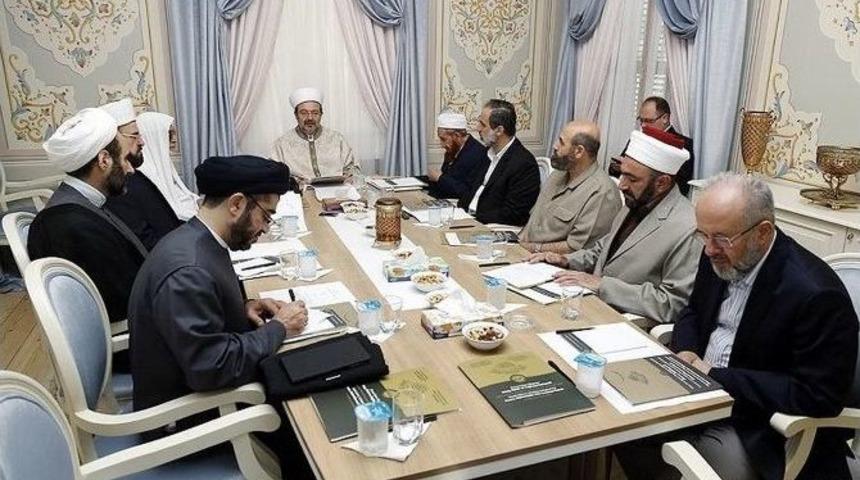 Başbakan Davutoğlu, "barış Ve İtidal Temas Grubu" &Uuml;yelerini Kabul Etti