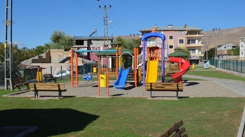 Yapımı Tamamlanan Park Hizmete Girdi