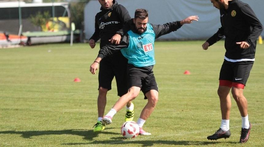 Eskişehirspor Milli Takım Arasını İyi Değerlendiriyor