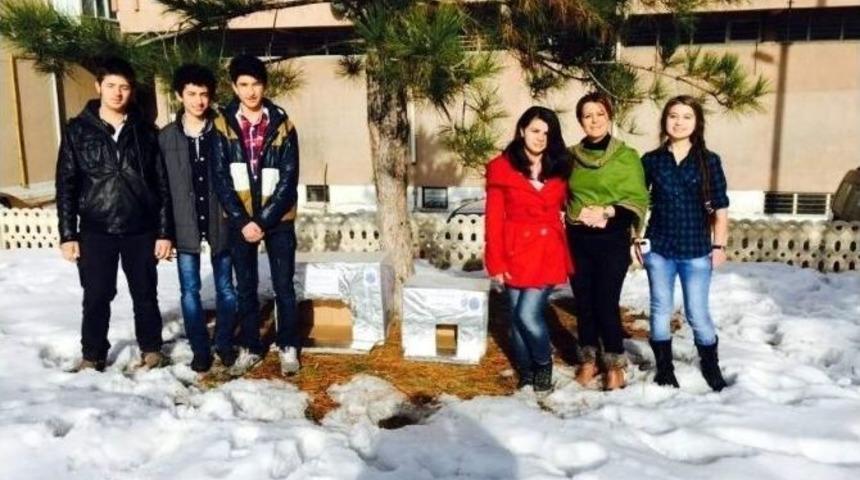 &Ouml;ğrencilerden &Ouml;rnek Davranış