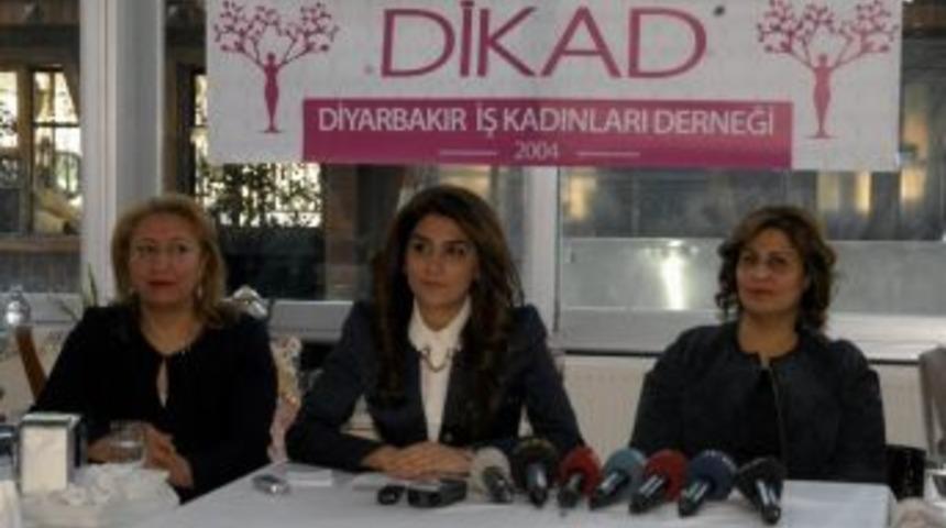 İş Kadınları Derneği Kapılarını Erkeklere Açtı