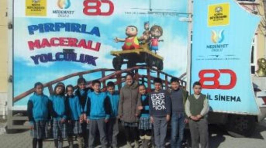 Tuzlukçu’da 8d Film Gösterisi