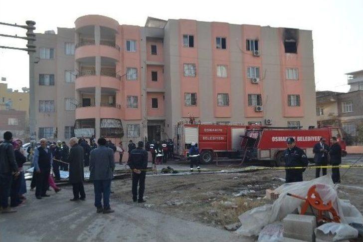Apartmanın 4. Katında Çıkan Yangında Ev Sahibi Kadın Yanarak Hayatını Kaybetti G1