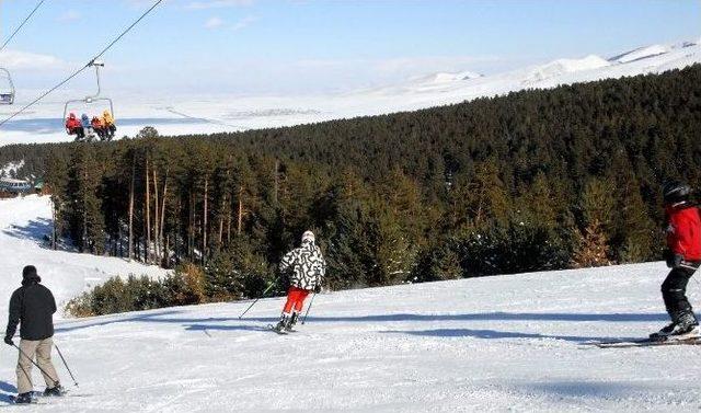 Sarıkamış Kayak Merkezi Tıklım Tıklım