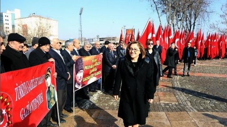 Fatma Şahin &ldquo;biz G&uuml;&ccedil;l&uuml; Bir &Ccedil;ınarın K&ouml;klerinden Geliyoruz&rdquo;