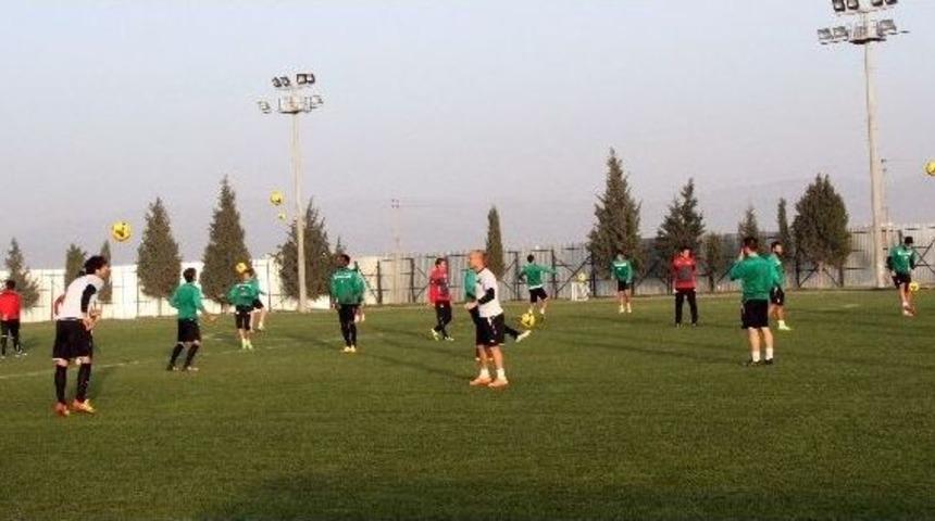 Akhisar Belediyespor&rsquo;da Kupa Mesaisi