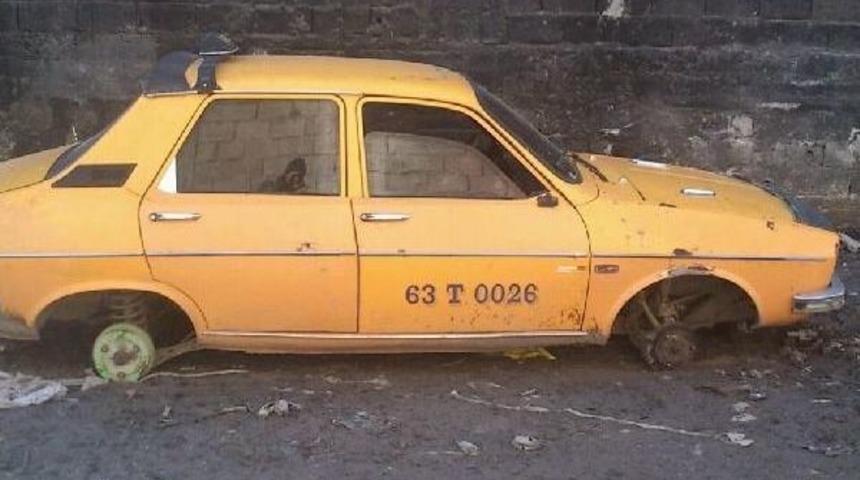 Uyuşturucu Parası I&ccedil;in Otomobil &Ccedil;alan 3 Kişi Tutuklandı