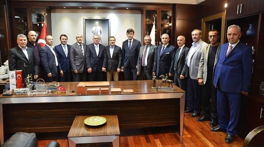 Balkan Rumeli T&uuml;rkleri&rsquo;nden Başkan Ata&ccedil;&rsquo;a Ziyaret