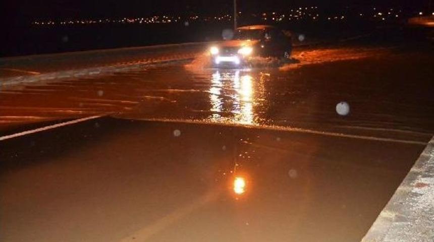 'g&ouml;n&uuml;l Yolu' Sular Altında Kaldı