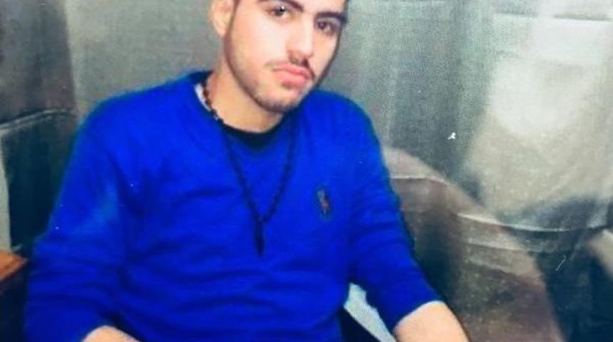 Laf Atma Kavgası Kanlı Bitti: 1 &Ouml;l&uuml;, 2 Yaralı