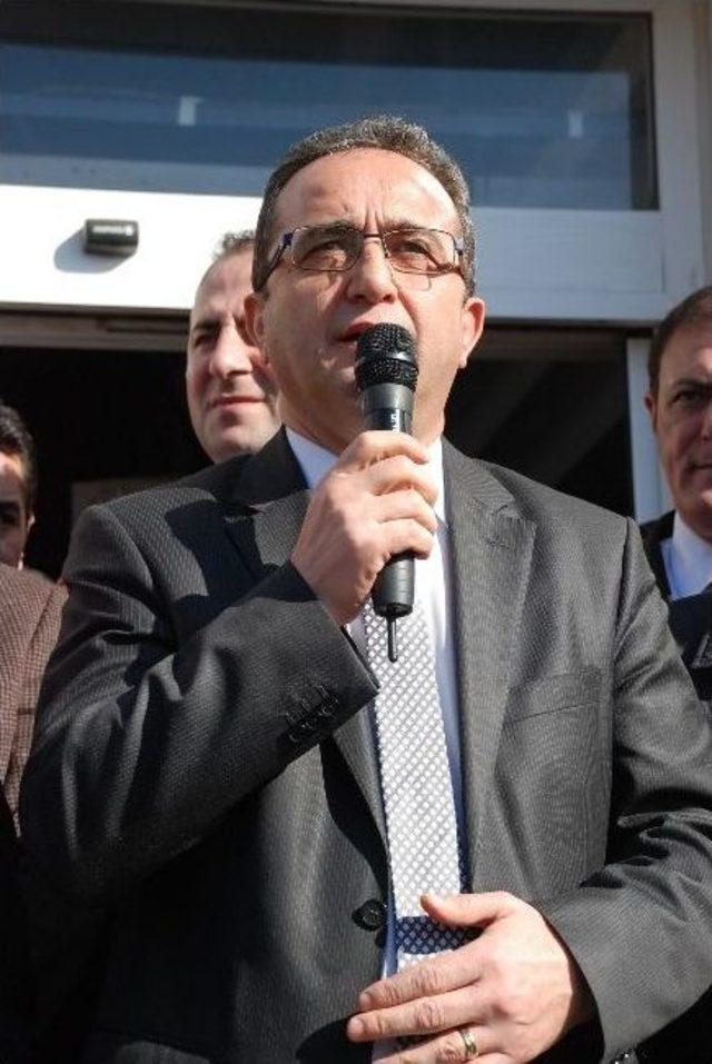 Didim’de Belediye Başkan Yardımcısına Yönelik Saldırıya Tepki