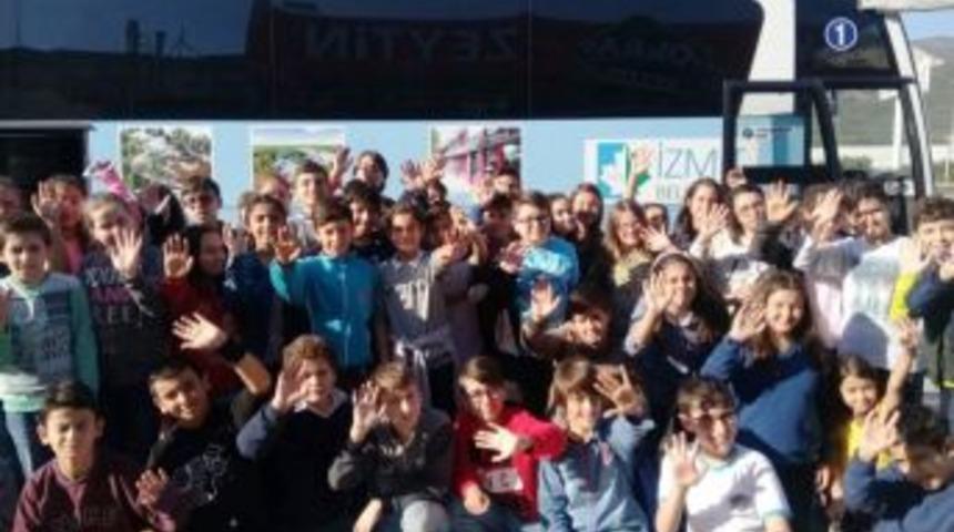 İzmit Belediyesi &Ouml;ğrencileri Bursa&rsquo;ya G&ouml;t&uuml;r&uuml;l&uuml;yor
