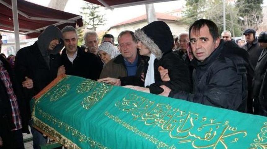 K&uuml;&ccedil;&uuml;k Elif I&ccedil;in G&ouml;zyaşları Sel Oldu