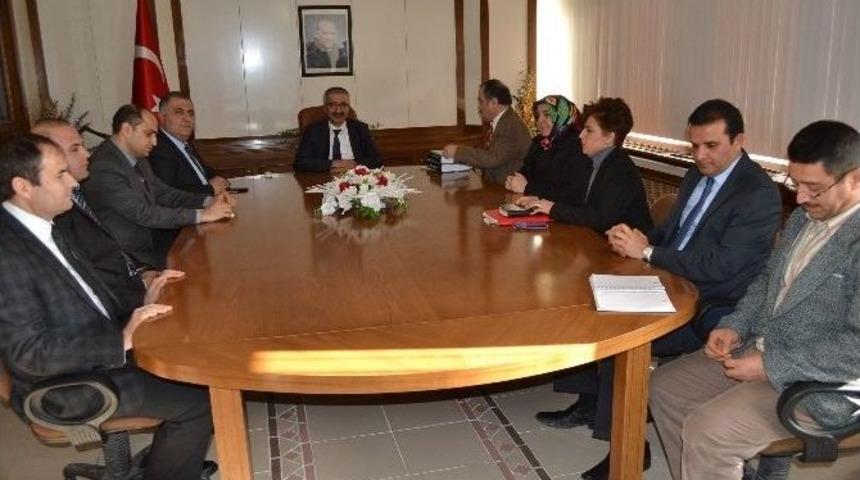 Vali Kılı&ccedil;, Emitt Fuarını Değerlendirdi