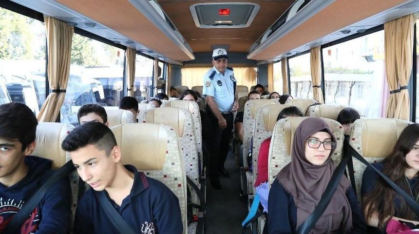 Mersin&rsquo;de Okul Servis Ara&ccedil;ları Denetleniyor