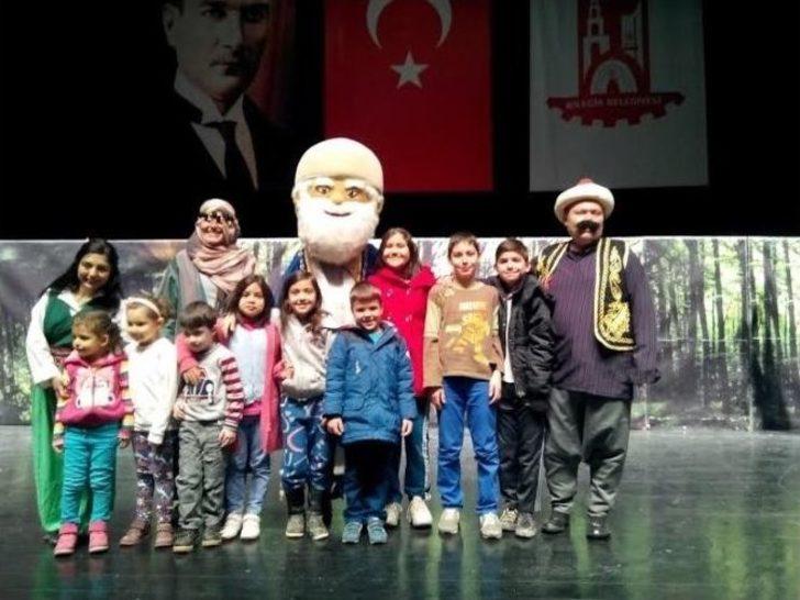 Bilecik Belediyesi Çocukları Sömestri Tatilinde Tiyatro Oyunu Ve Filmlerle Buluşmaya Başladı