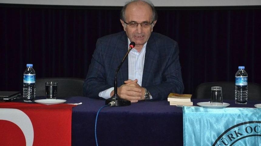 Prof. Dr. S&ouml;nmez Kutlu Konferans Verdi