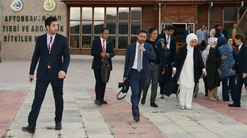 Emine Erdoğan Tıbbi Ve Aromatik Bitkiler Merkezi&rsquo;nde İncelemelerde Bulundu