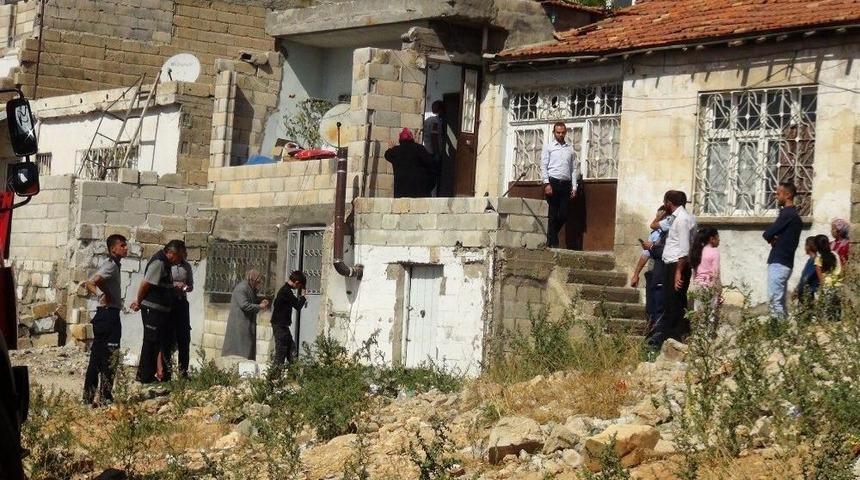 Kanser Hastası Yaşlı Kadın Evinde &Ouml;l&uuml; Bulundu