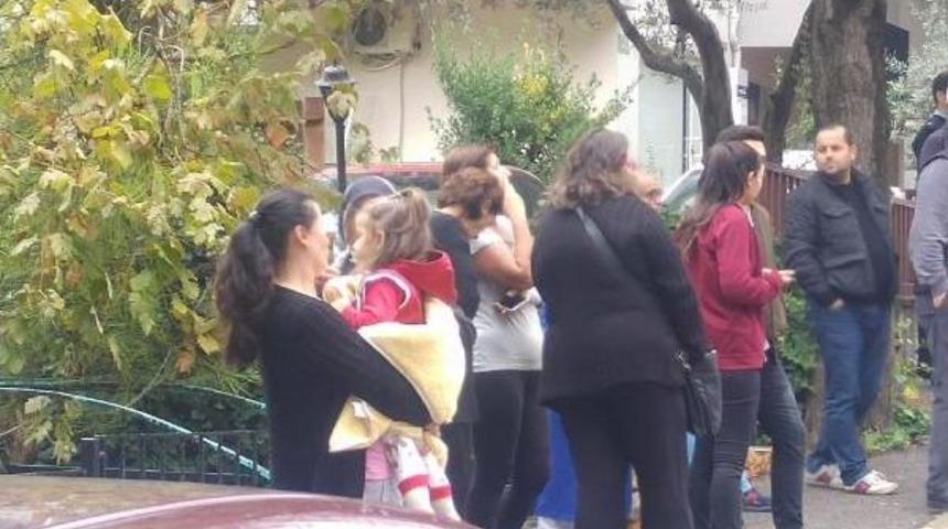 Bursa'da Bir Binanın Bodrumunda &Ccedil;ıkan Yangın Paniğe Yol A&ccedil;tı