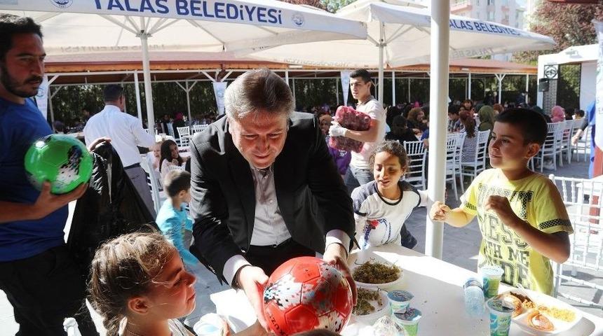 Başkan Palancıoğlu &Ccedil;ocuklarla Biraraya Geldi