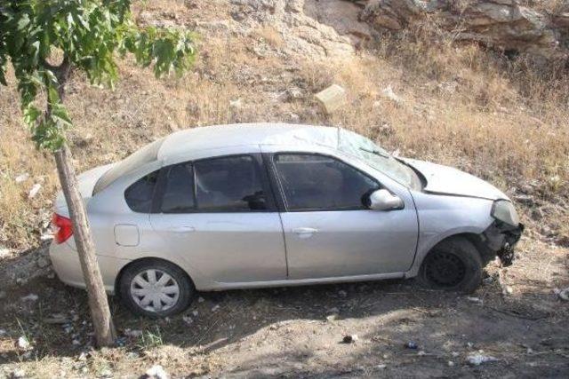 Şanlıurfa'da Otomobil Devrildi: 4 Yaralı