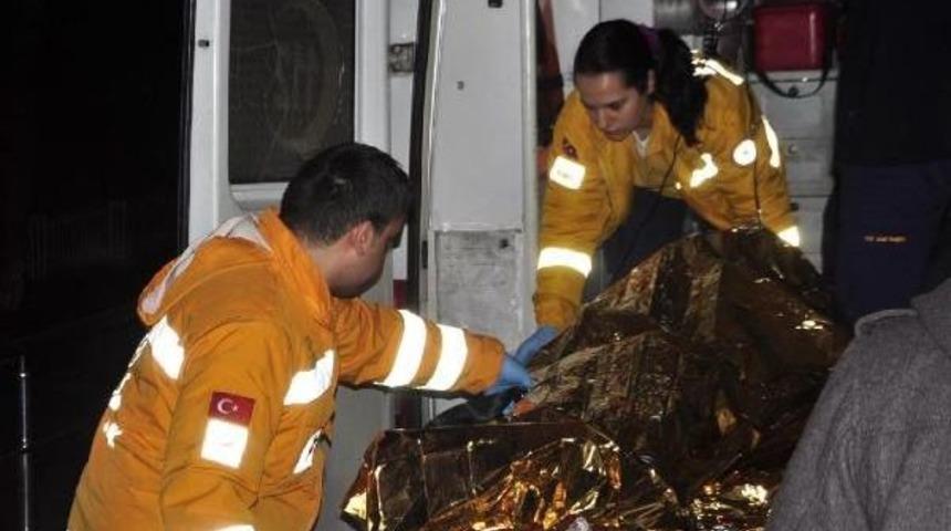 Karnından Yaralı Halde Yol Kenarında Bulundu