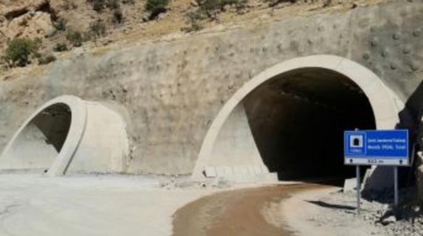 Şehitlerin Adı T&uuml;nellere Verildi