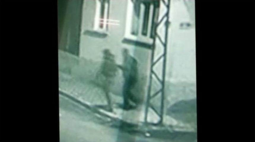 2 Kişiyi &Ouml;ld&uuml;r&uuml;p B&ouml;yle Ka&ccedil;tılar