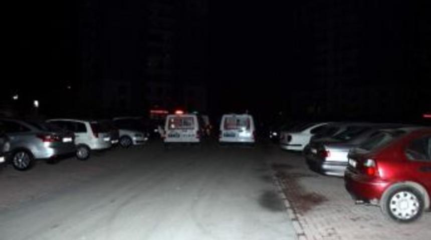 Kayseri&rsquo;de Kavga: 3 Yaralı