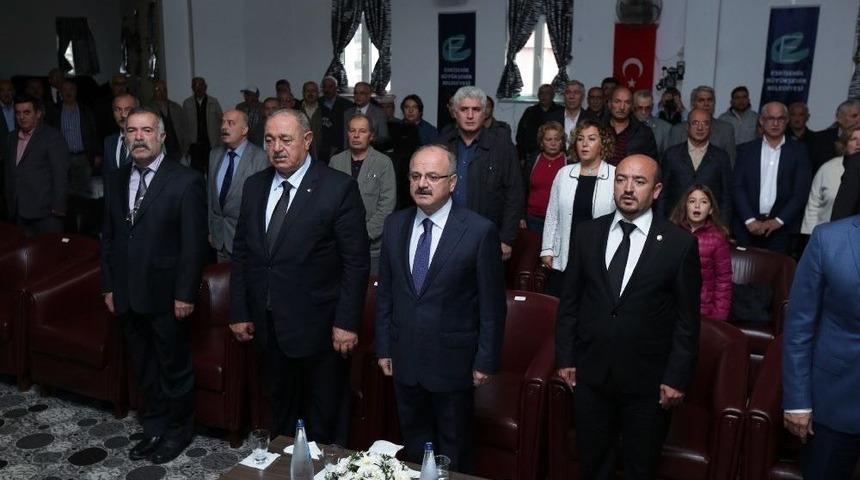 Hacı Bektaş Veli Anadolu K&uuml;lt&uuml;r Vakfı, Aşure Ve Yemek G&uuml;n&uuml; D&uuml;zenledi