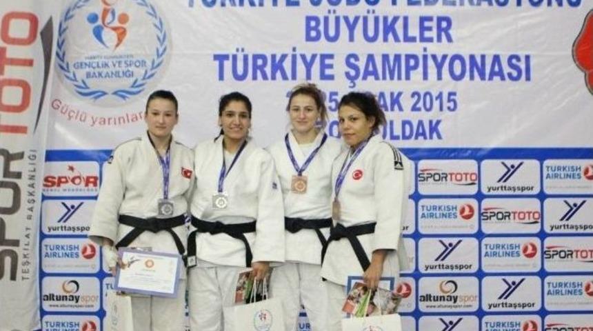Judoculardan Zonguldak&rsquo;ta 2 Bronz Madalya