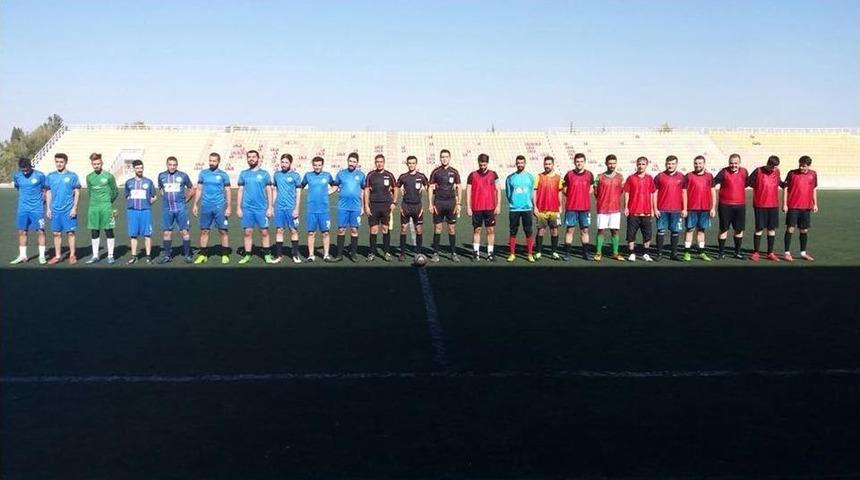 Barolar Dostluk Ma&ccedil;ında Karşı Karşıya Geldi