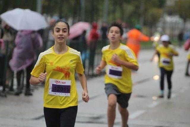 Eker I Run Koşusu nda 2 Bin Kişi Ter D&ouml;kt&uuml; 1
