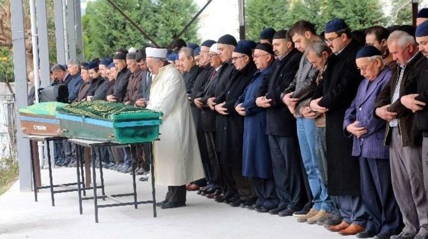 Kazada &Ouml;len Hafızlar Son Yolculuklarına Birlikte Uğurlandı