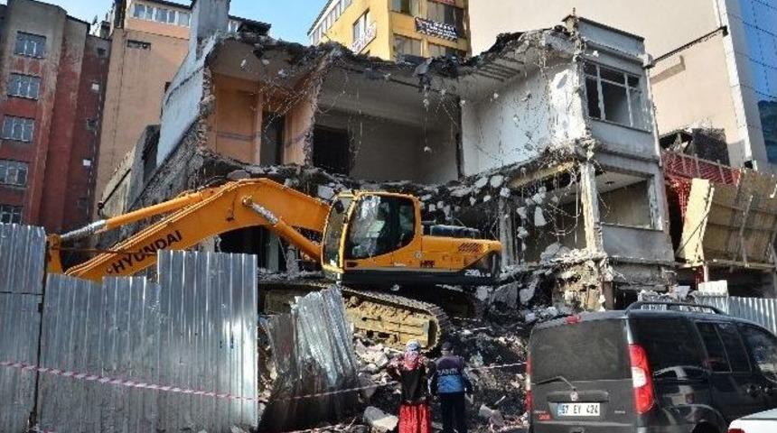 Şehrin G&ouml;beğinde Faciaya Ramak Kaldı