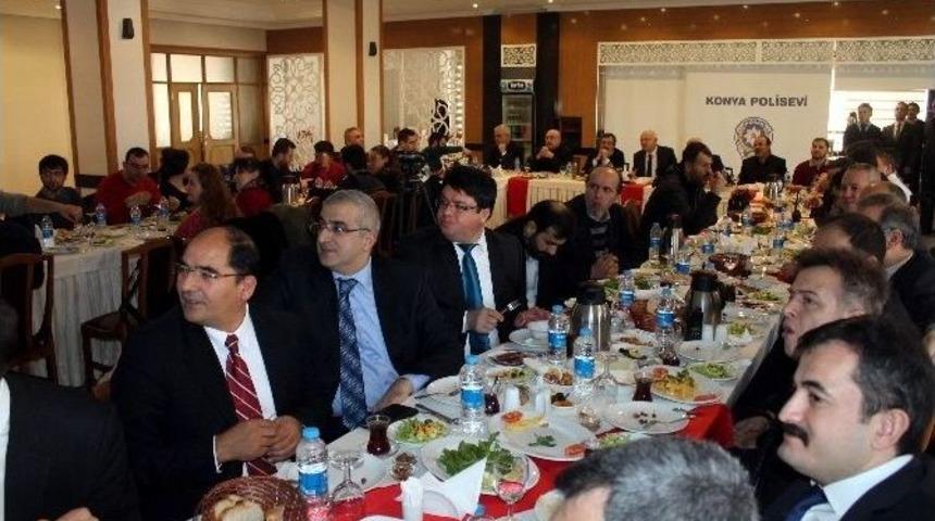 Konya Emniyet M&uuml;d&uuml;r&uuml; H&uuml;seyin Namal&rsquo;dan Veda Toplantısı