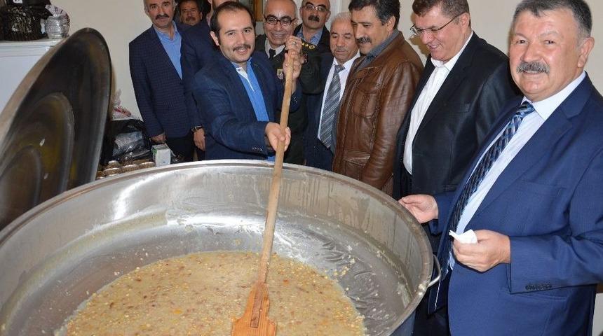 Tokat Vakfı Geleneksel Aşuresi