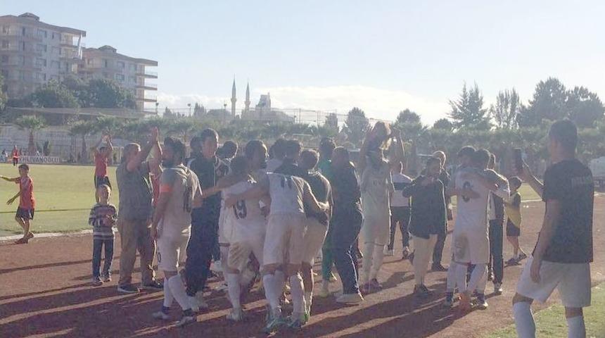 Kuşadası Gen&ccedil;likspor Kayıpsız Yoluna Devam Ediyor