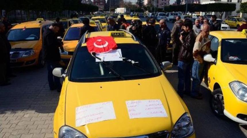 Adana'da Taksiciler Eylem Yaptı