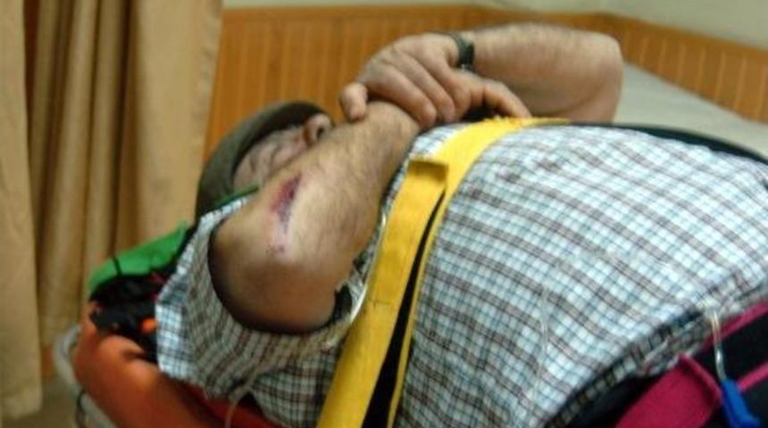 Trakt&ouml;rle Dere Yatağına Yuvarlandı