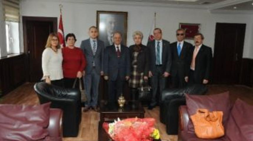 Chp Kırıkkale İl Y&ouml;netiminden Vali Kolat&rsquo;a Ziyaret