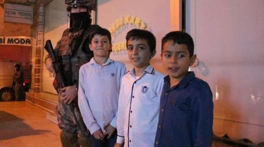 Bursa'da Polis Uygulamasında 3 Kişi G&ouml;zaltına Alındı