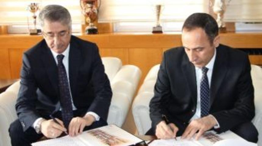 Elazığ&rsquo;da &rsquo;anne &Uuml;niversitesi&rsquo; Protokol&uuml; İmzalandı