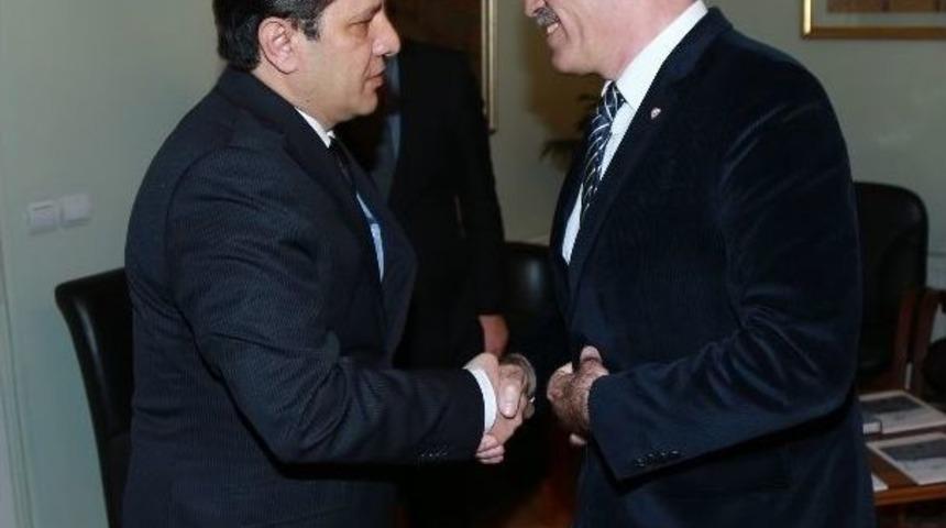 B&uuml;y&uuml;kşehirden Emniyete Destek