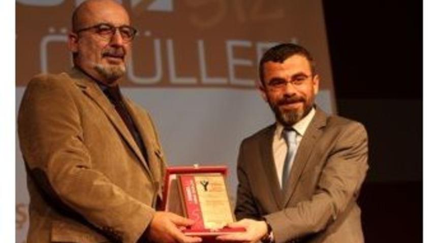 Engel&rsquo;siz Sanat &Ouml;d&uuml;l&uuml; Devlet Tiyatrolarına