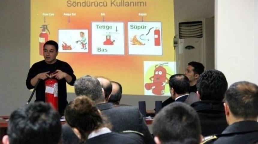 Afad Ekipleri Tarafından Hastanesi Personeline &ldquo;deprem Ve Yangın&rdquo; Eğitim Verildi