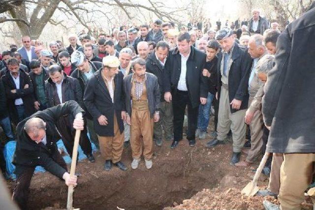 Askerlerin Açtığı Ateşle Ölen Köylünün Babası: Askerlerin Arazimize Mevzilenmesini Kabul Etmedik(2)